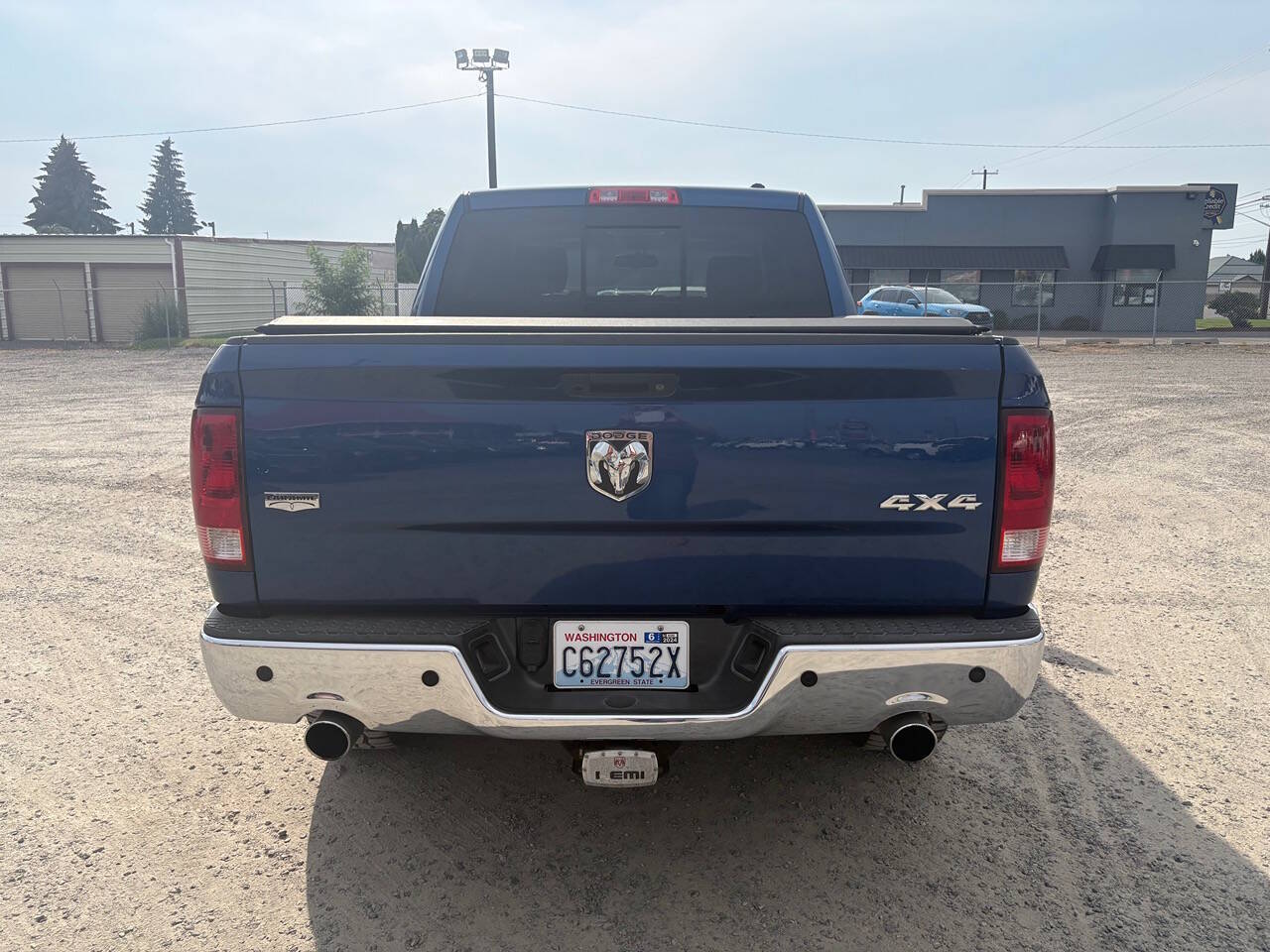 2009 Dodge Ram 1500 Laramie 4x4 4dr Crew Cab 5.5 ft. SB