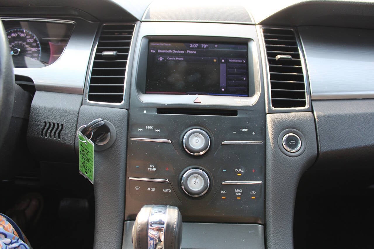 2013 Ford Taurus SEL 4dr Sedan