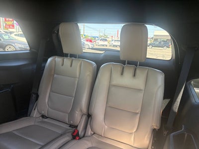 2018 Ford Explorer XLT AWD 4dr SUV