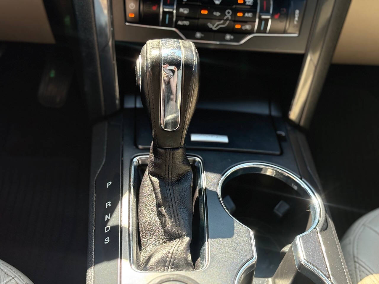 2018 Ford Explorer XLT AWD 4dr SUV