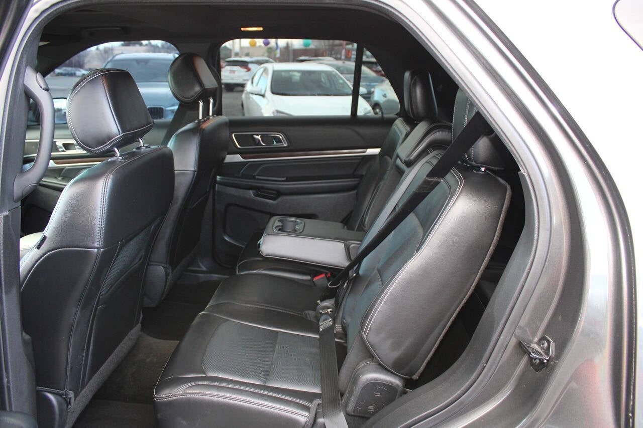 2017 Ford Explorer Limited AWD 4dr SUV