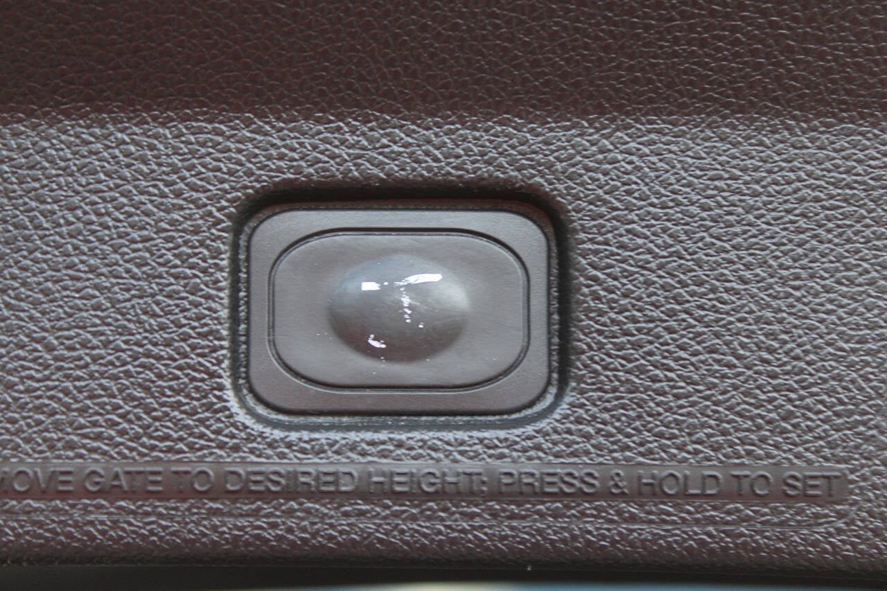 2017 Ford Explorer Limited AWD 4dr SUV