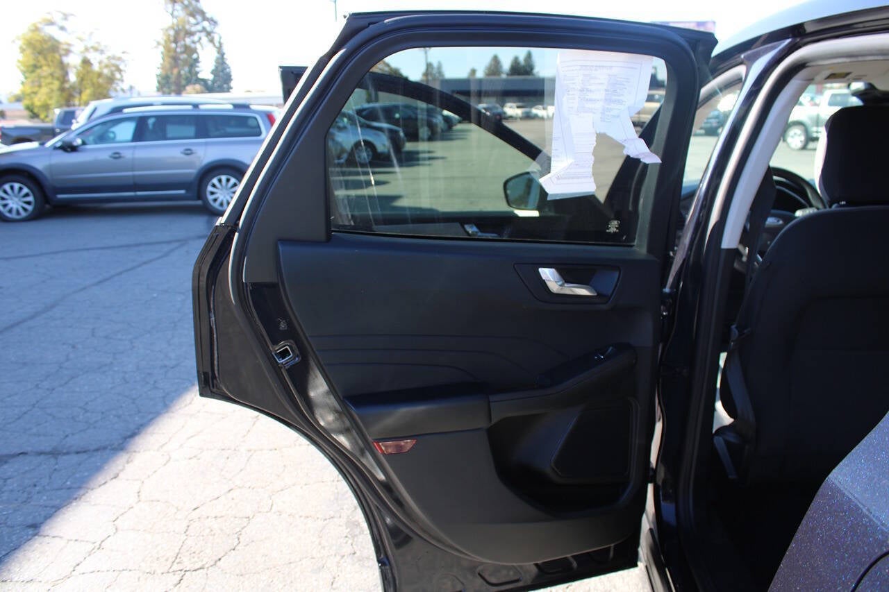 2021 Ford Escape Hybrid SE 4dr SUV