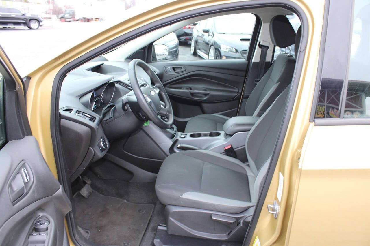 2015 Ford Escape S 4dr SUV