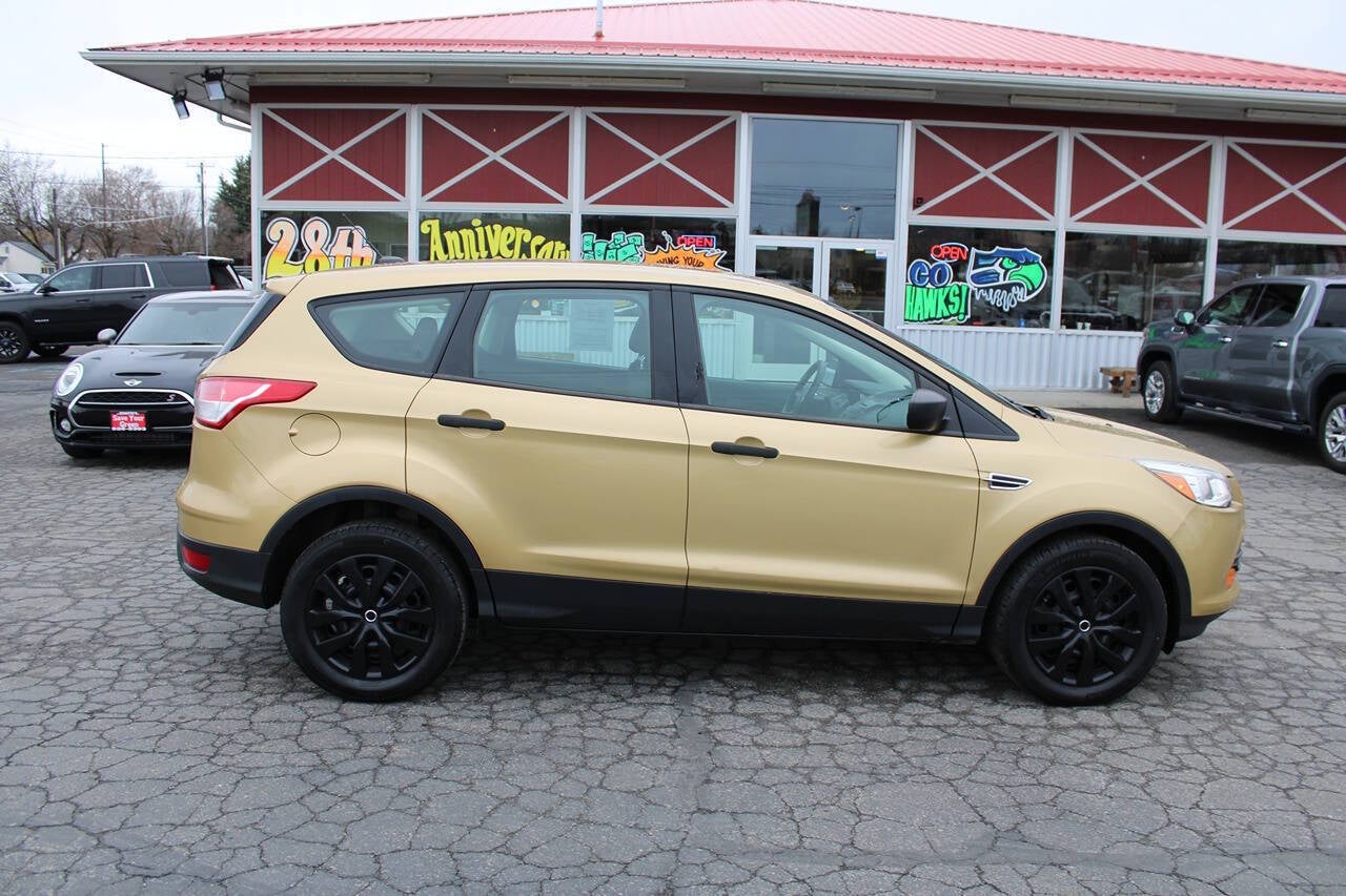 2015 Ford Escape S 4dr SUV
