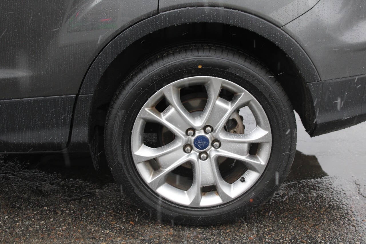 2016 Ford Escape Titanium 4dr SUV