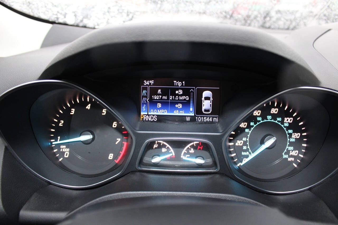 2016 Ford Escape Titanium 4dr SUV