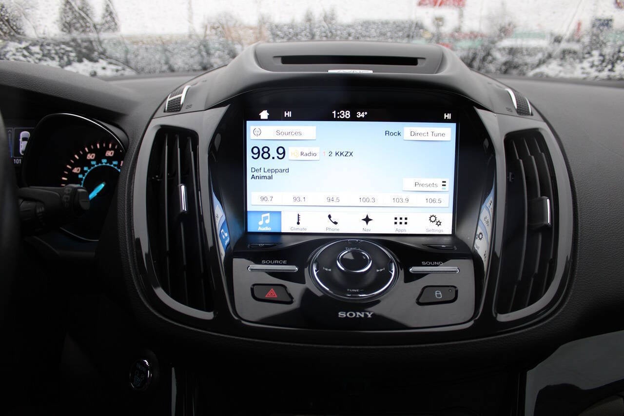 2016 Ford Escape Titanium 4dr SUV