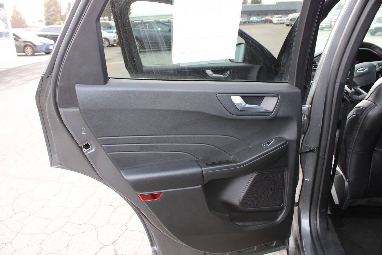 2024 Ford Escape ST Line AWD 4dr SUV