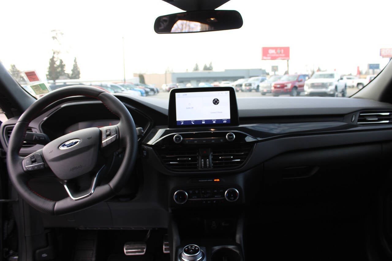 2024 Ford Escape ST Line AWD 4dr SUV