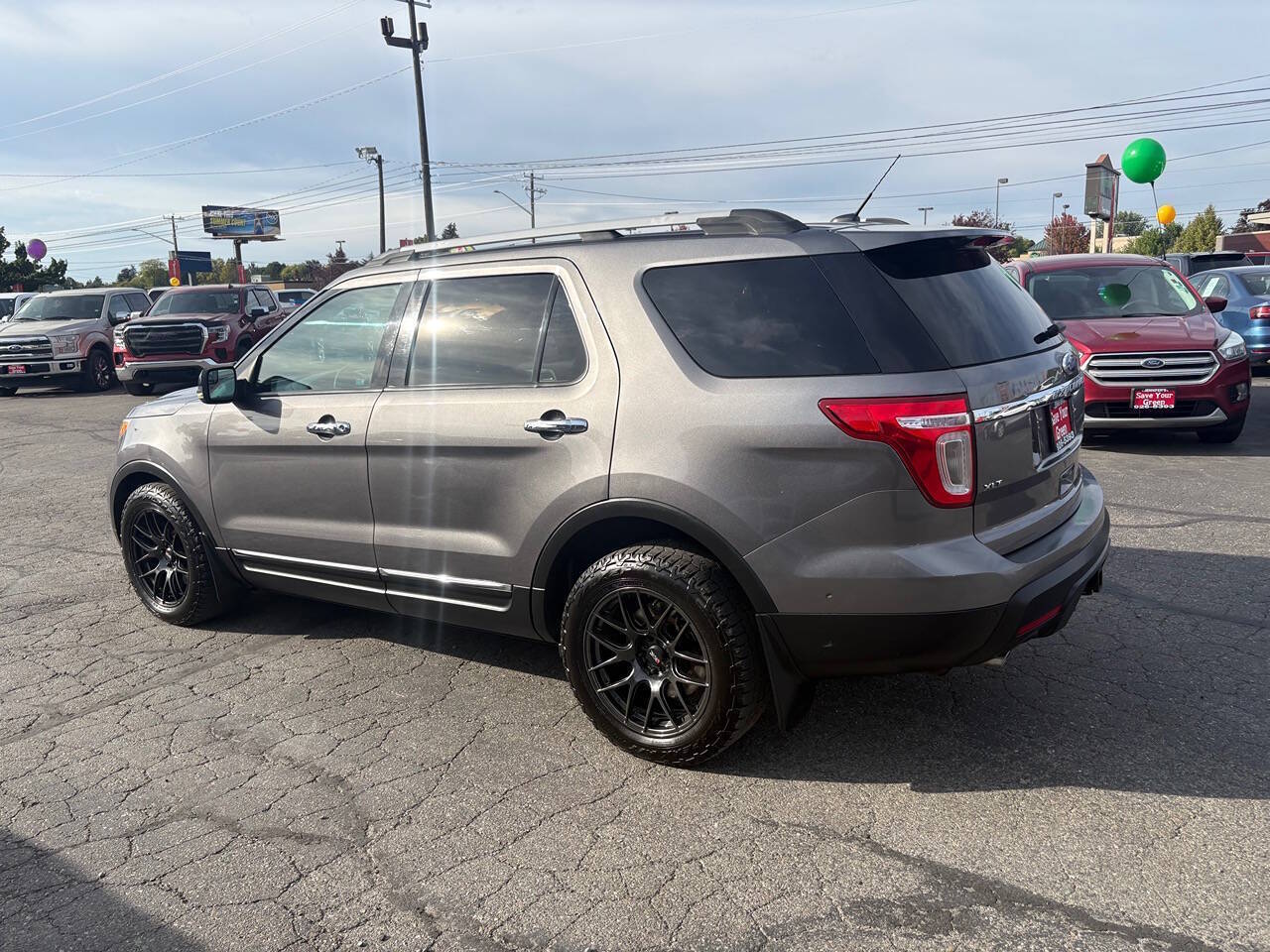 2011 Ford Explorer XLT AWD 4dr SUV