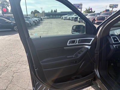 2011 Ford Explorer XLT AWD 4dr SUV