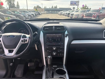2011 Ford Explorer XLT AWD 4dr SUV