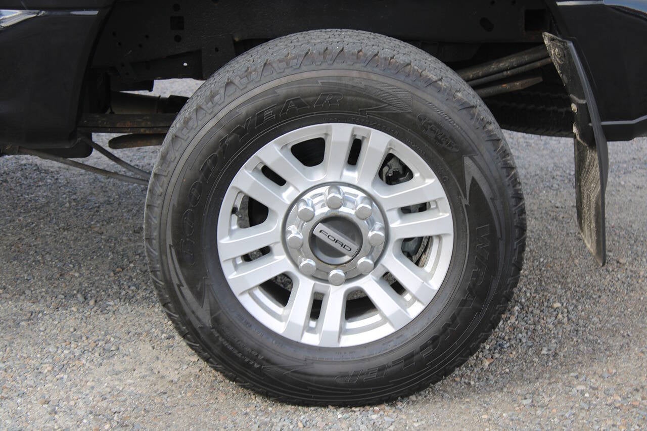 2019 Ford F-250 Super Duty XLT 4x4 4dr Crew Cab 6.8 ft. SB Pickup