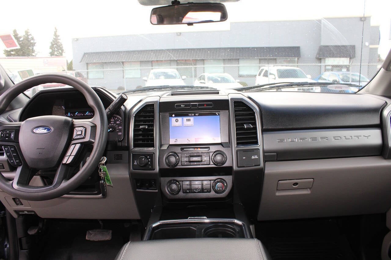 2019 Ford F-250 Super Duty XLT 4x4 4dr Crew Cab 6.8 ft. SB Pickup