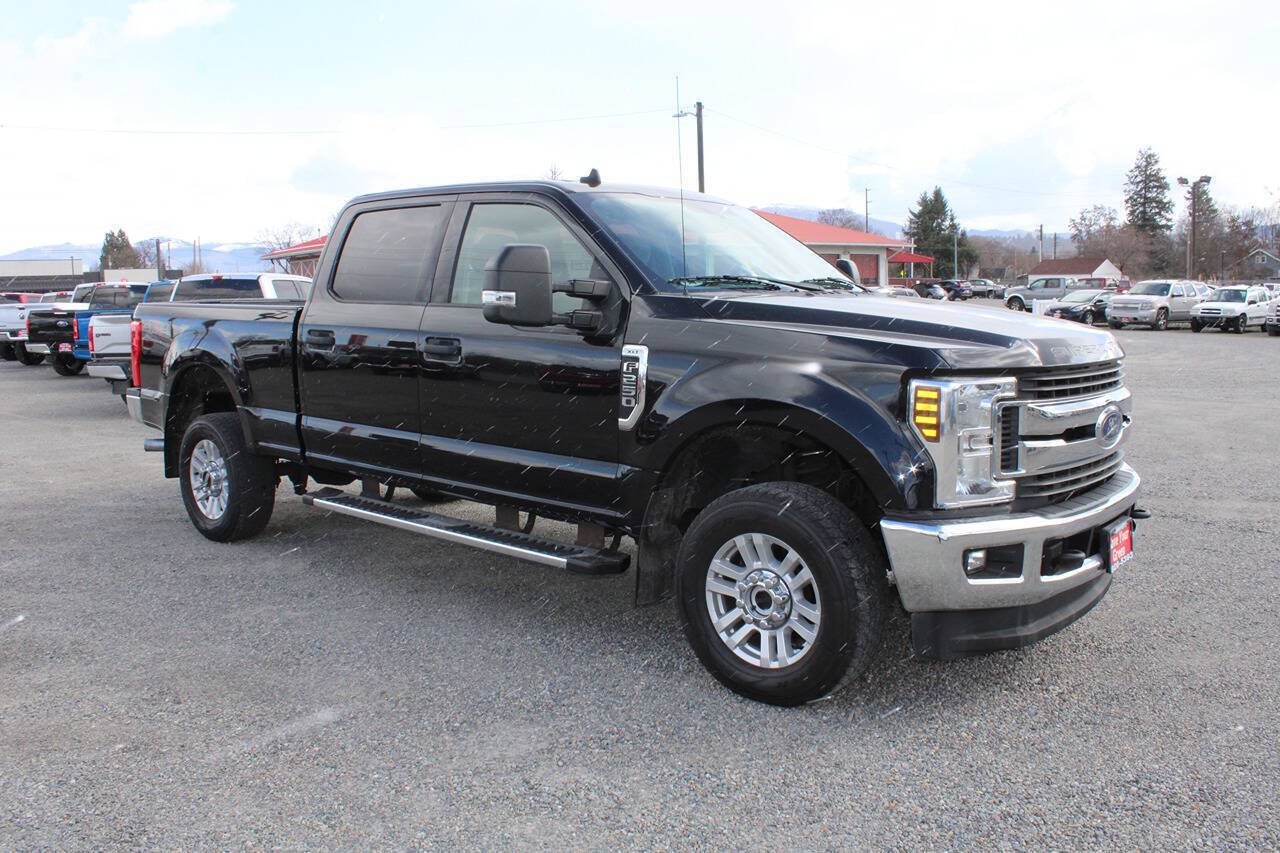 2019 Ford F-250 Super Duty XLT 4x4 4dr Crew Cab 6.8 ft. SB Pickup