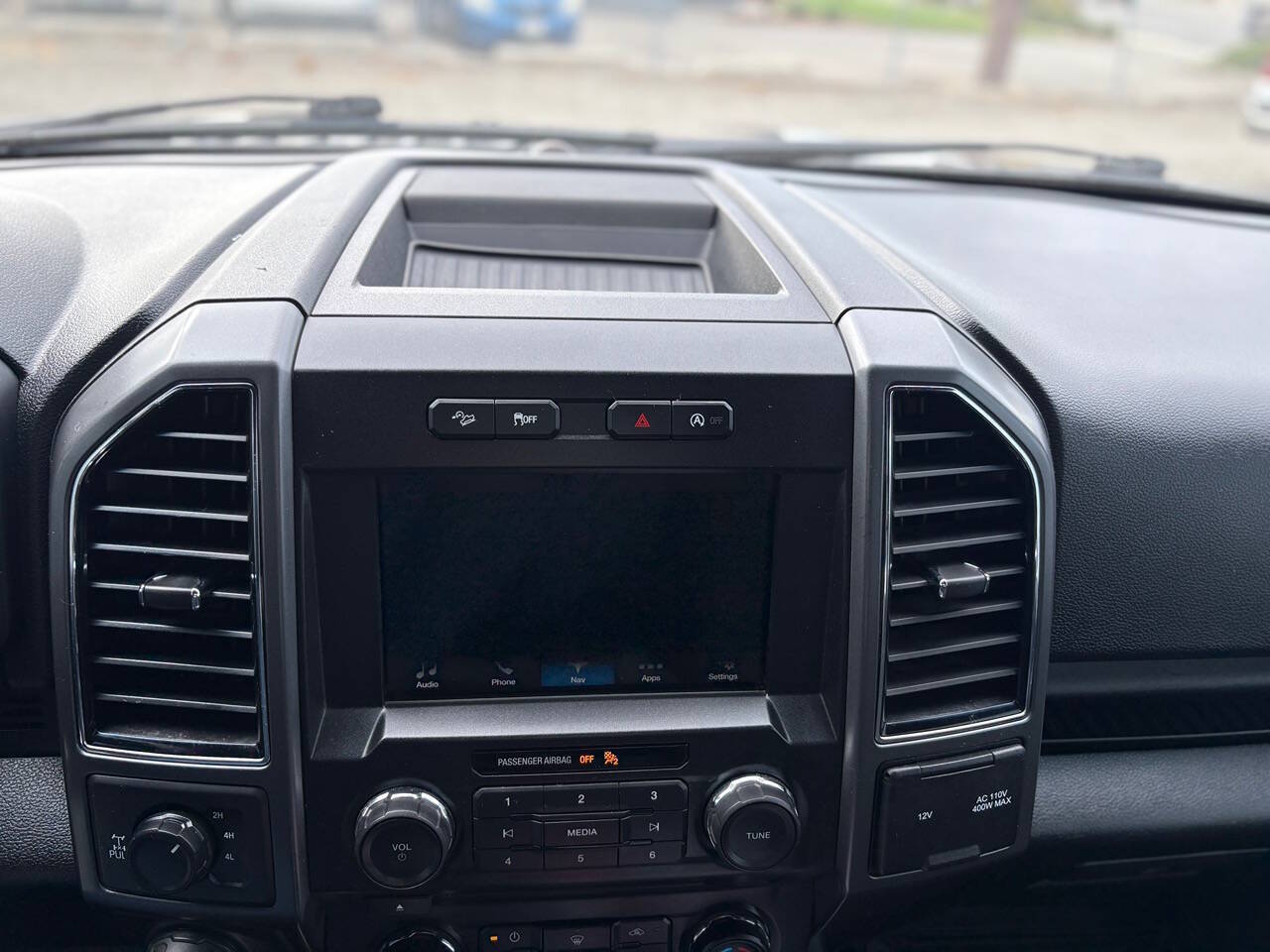 2018 Ford F-150 Platinum 4x4 4dr SuperCrew 5.5 ft. SB