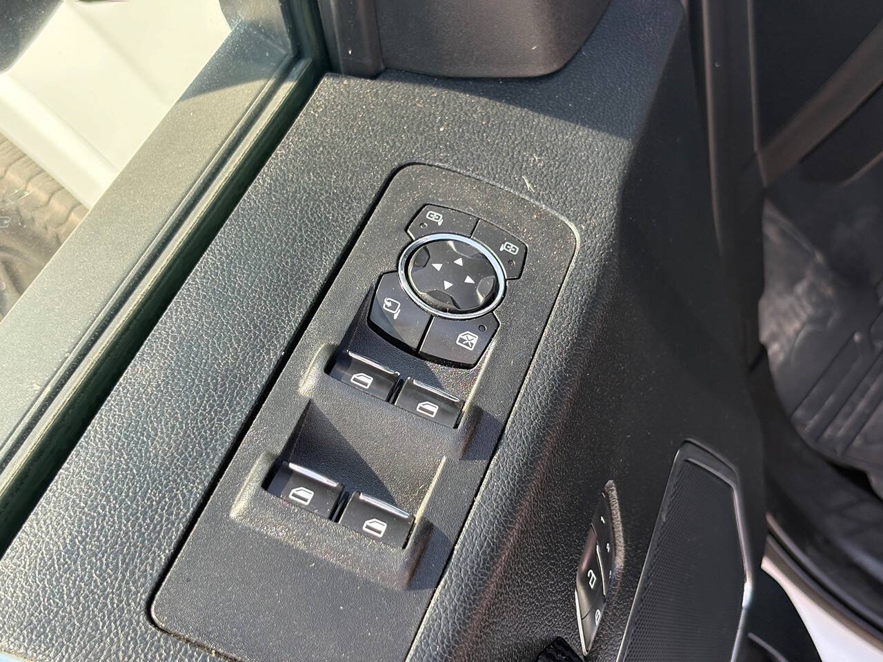 2019 Ford F-150 Lariat 4x4 4dr SuperCrew 6.5 ft. SB