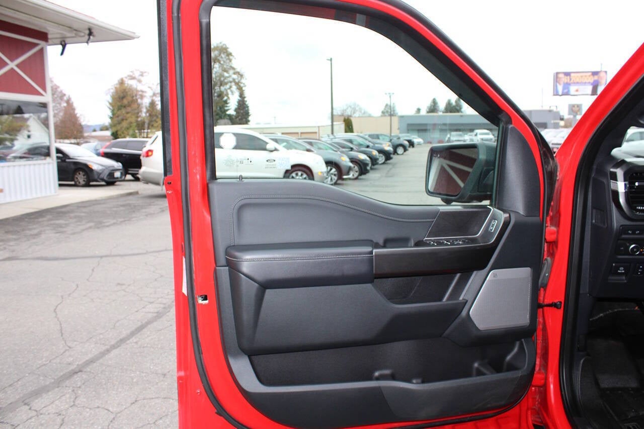 2021 Ford F-150 XLT 4x4 4dr SuperCrew 5.5 ft. SB