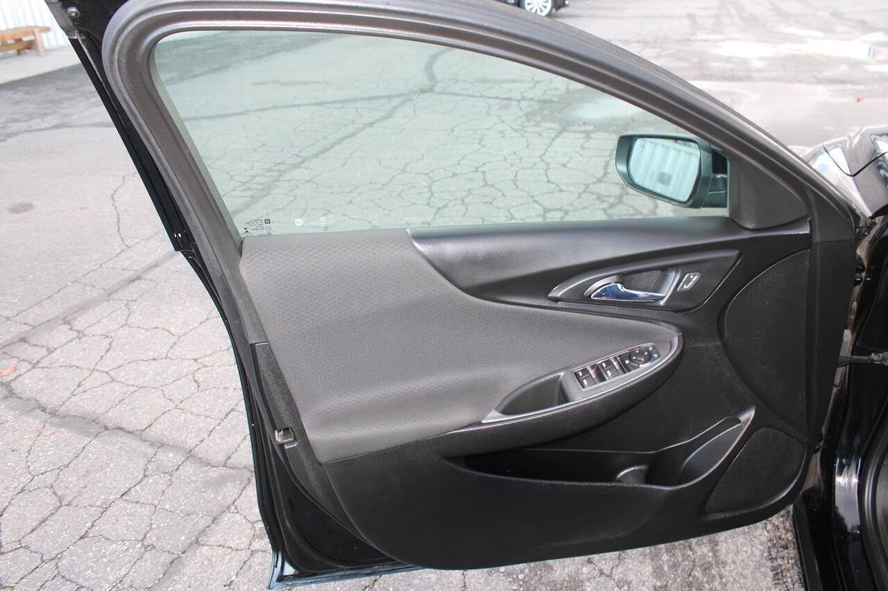 2022 Chevrolet Malibu LT 4dr Sedan