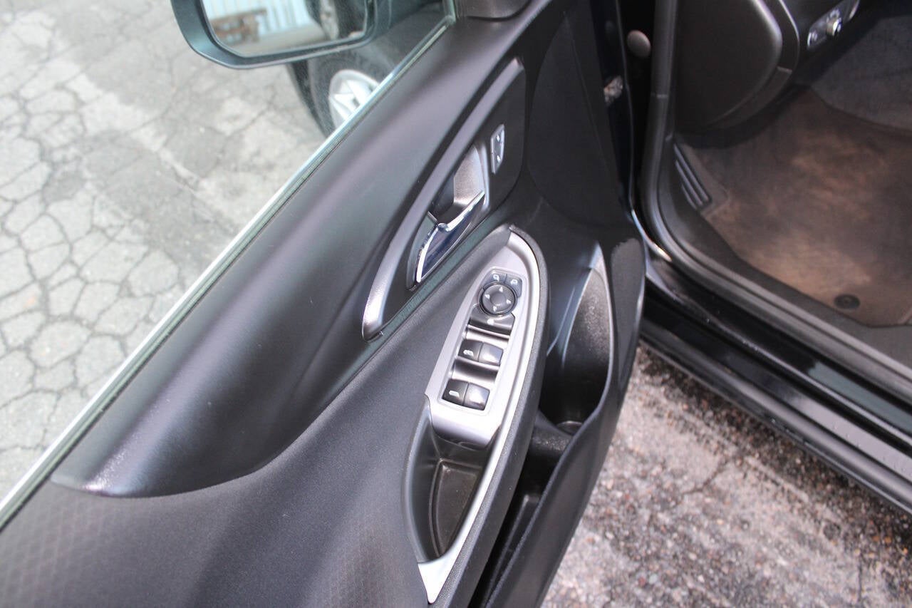 2022 Chevrolet Malibu LT 4dr Sedan