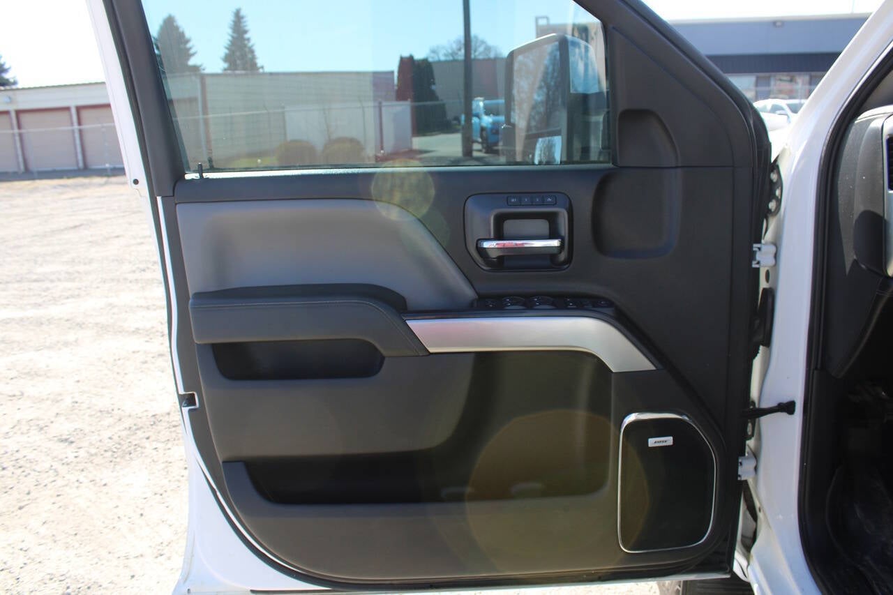 2015 Chevrolet Silverado 2500HD LTZ 4x4 4dr Crew Cab SB