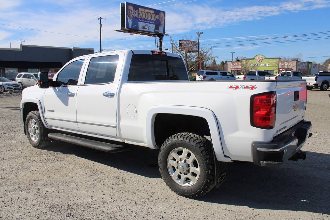 2015 Chevrolet Silverado 2500HD LTZ 4x4 4dr Crew Cab SB