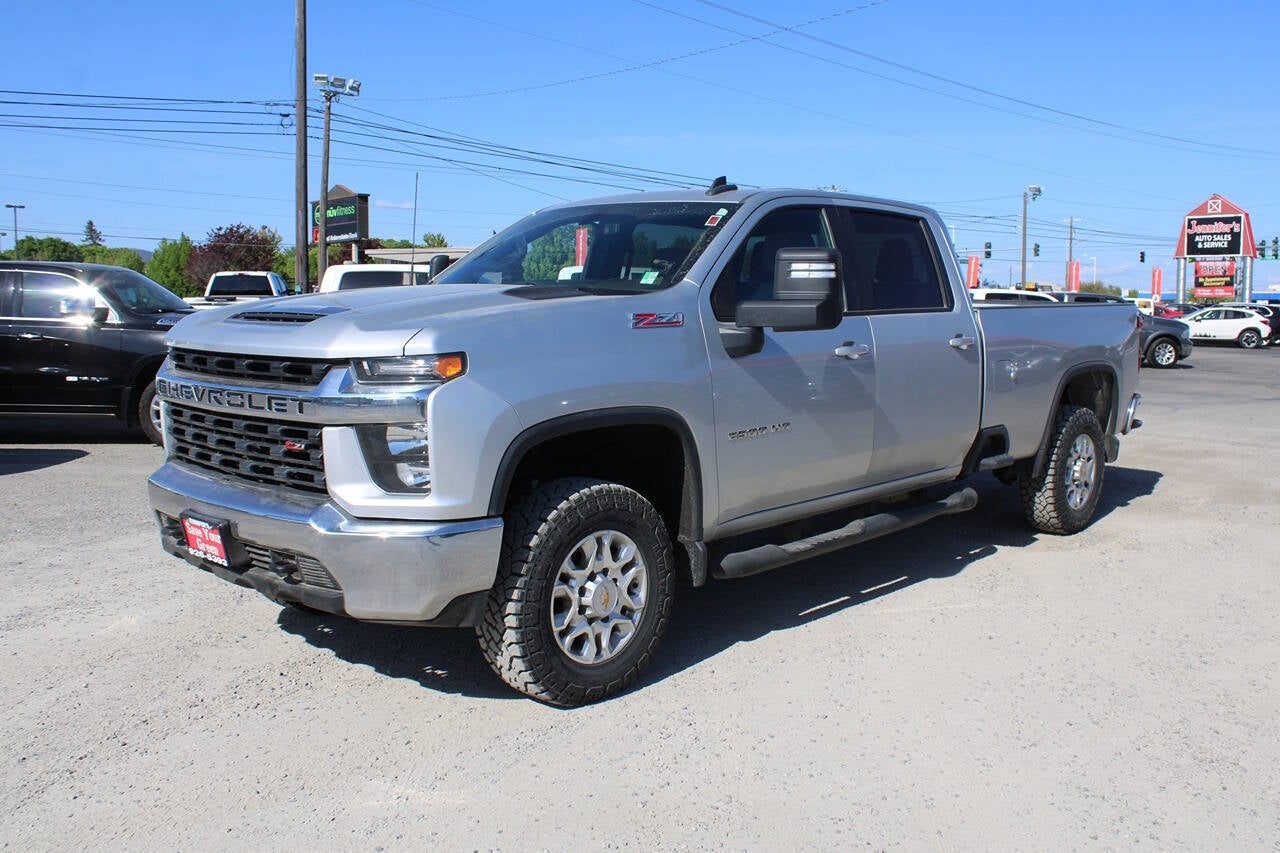 2022 Chevrolet Silverado 2500HD LT 4x4 4dr Crew Cab LB