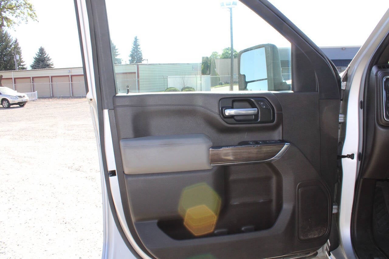 2022 Chevrolet Silverado 2500HD LT 4x4 4dr Crew Cab LB