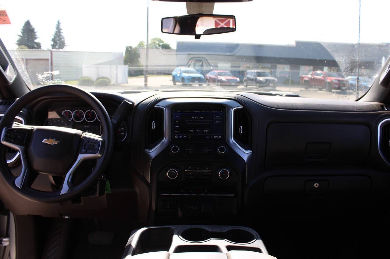 2022 Chevrolet Silverado 2500HD LT 4x4 4dr Crew Cab LB