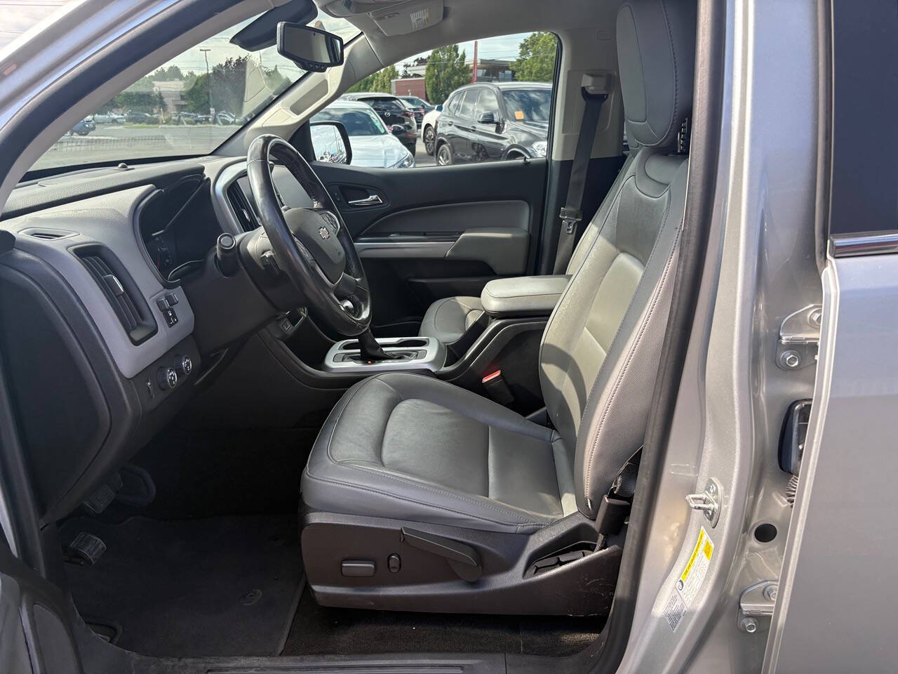 2017 Chevrolet Colorado LT 4x4 4dr Crew Cab 5 ft. SB
