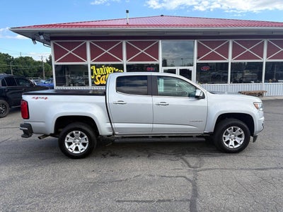 2017 Chevrolet Colorado LT 4x4 4dr Crew Cab 5 ft. SB