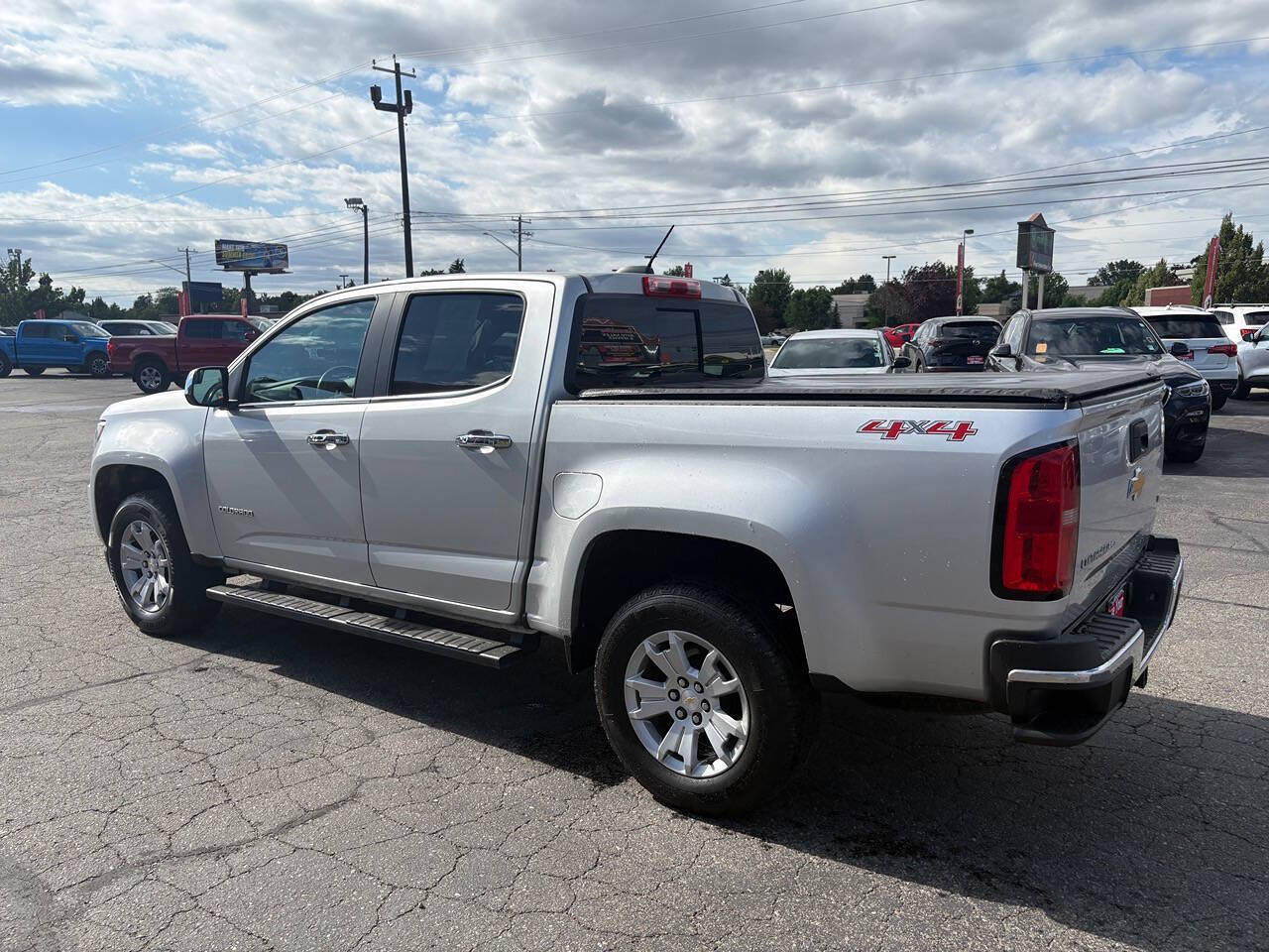 2017 Chevrolet Colorado LT 4x4 4dr Crew Cab 5 ft. SB