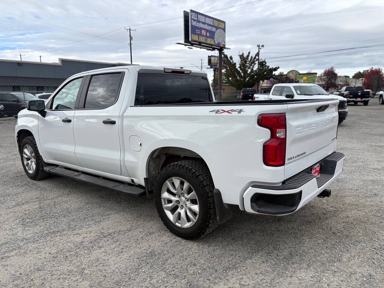 2021 Chevrolet Silverado 1500 Custom 4x4 4dr Crew Cab 5.8 ft. SB