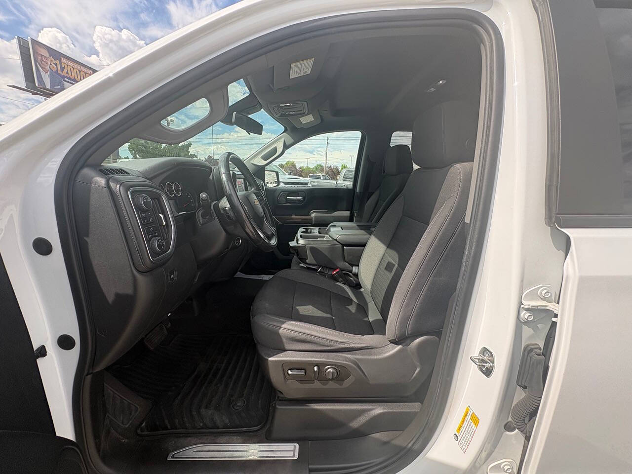 2021 Chevrolet Silverado 1500 LT 4x4 4dr Double Cab 6.6 ft. SB w/1LT