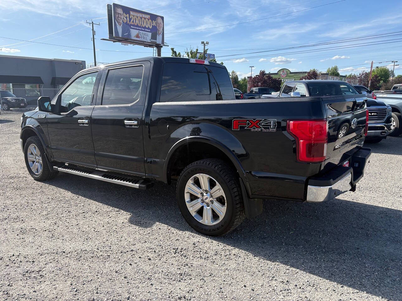 2020 Chevrolet Silverado 1500 RST 4x4 4dr Crew Cab 5.8 ft. SB
