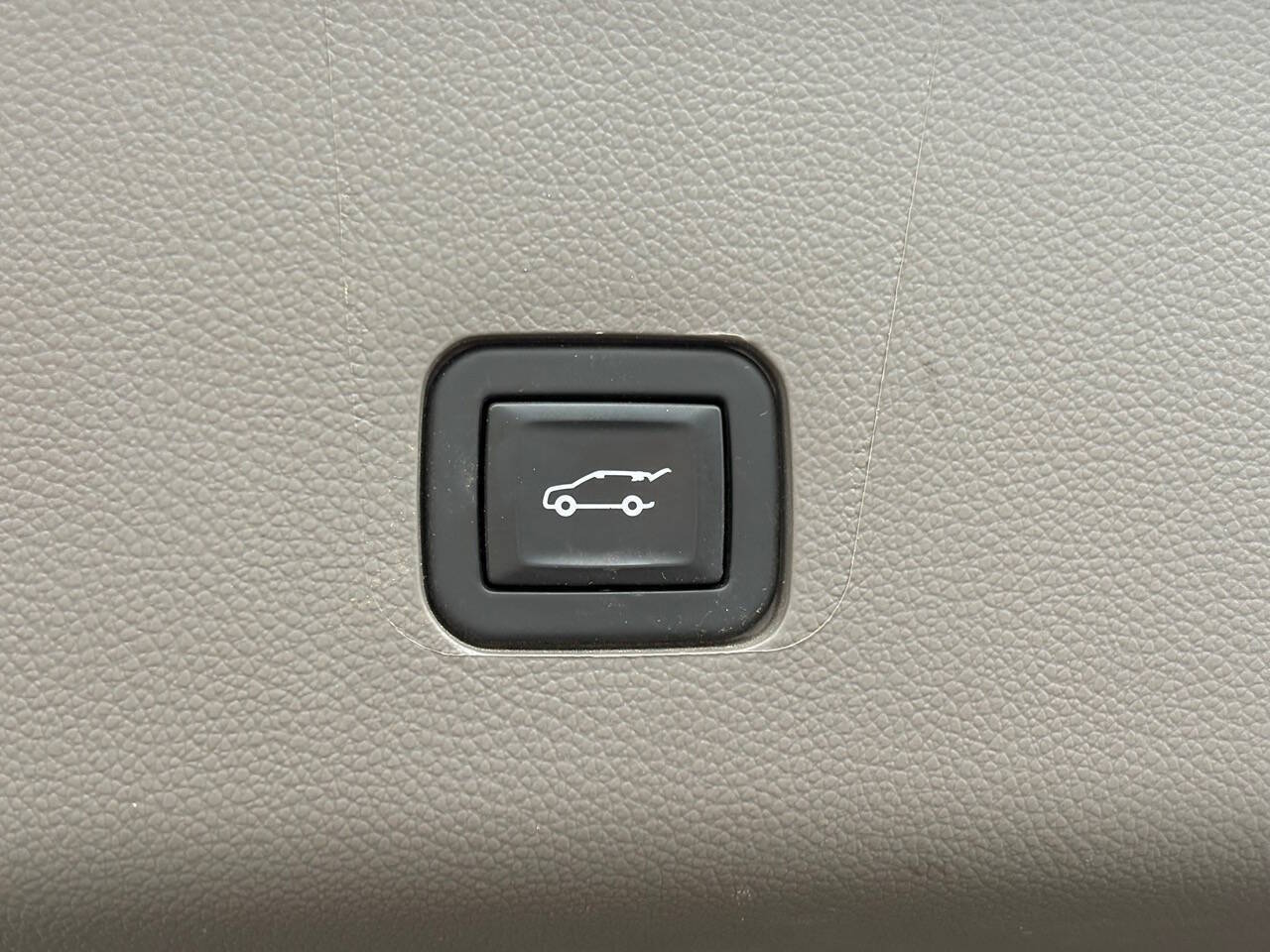 2020 Chevrolet Traverse LT Leather 4x4 4dr SUV