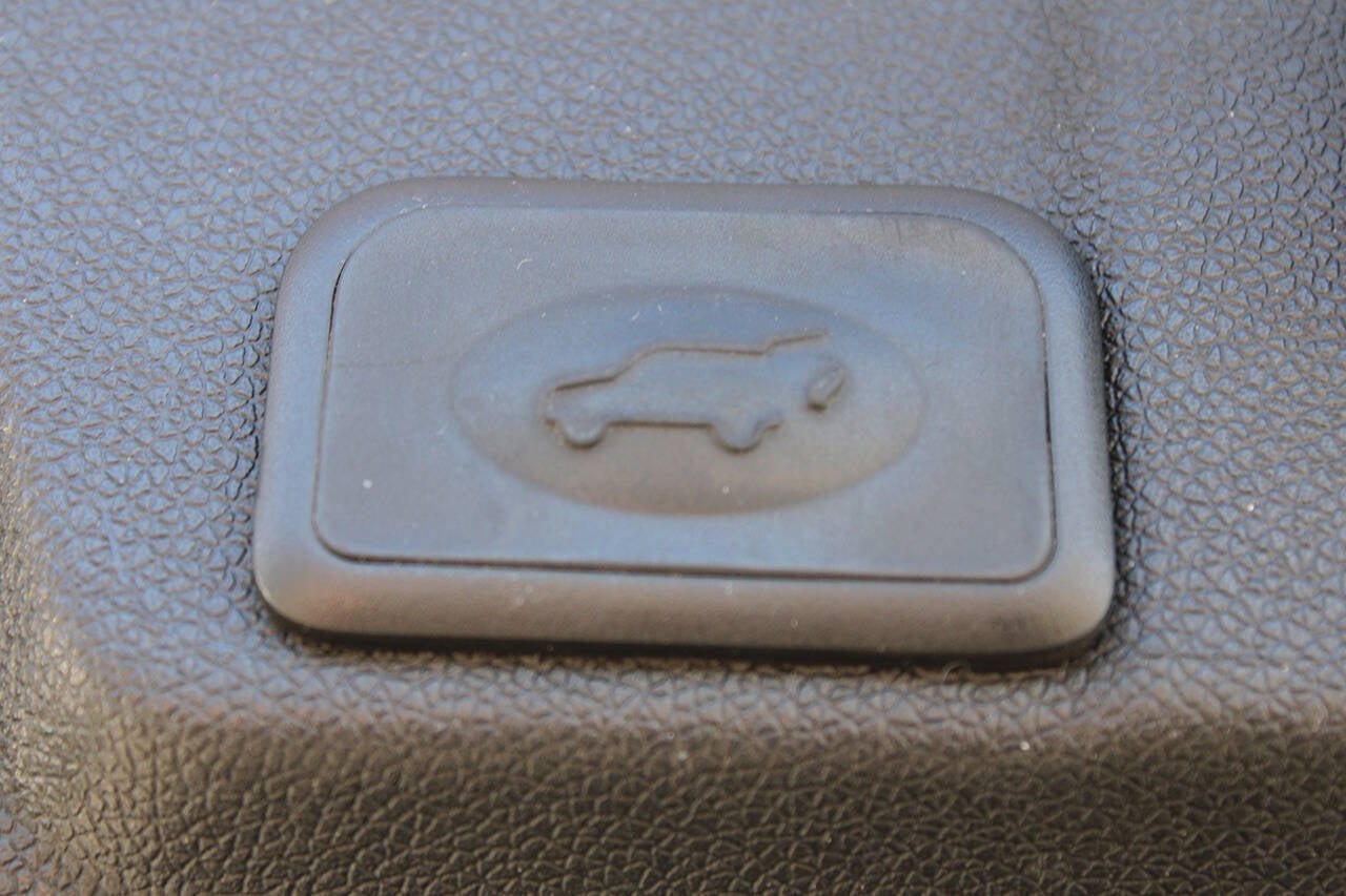 2017 Chevrolet Traverse Premier AWD 4dr SUV