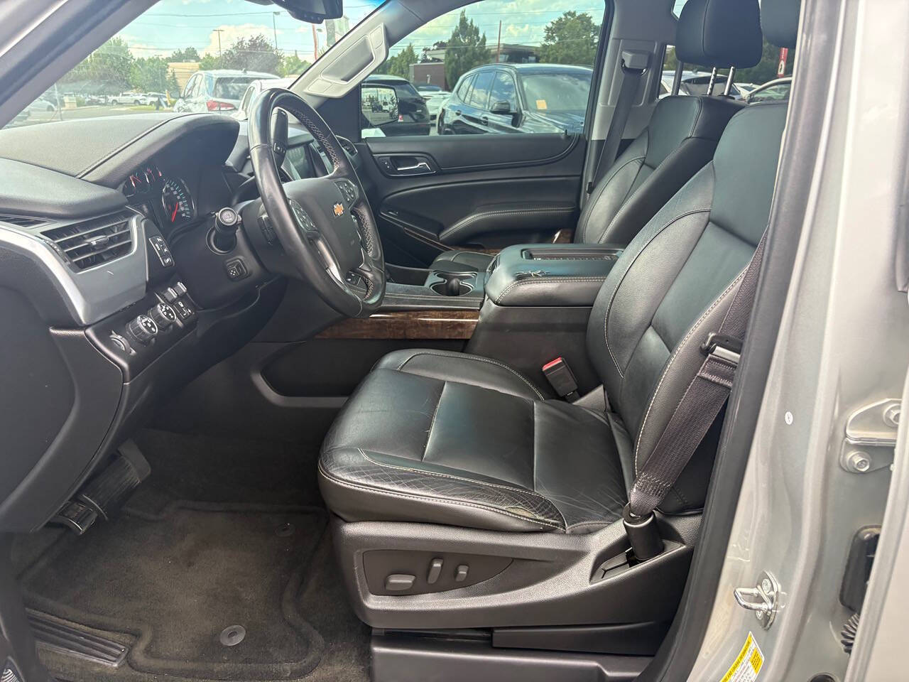2016 Chevrolet Suburban LT 4x4 4dr SUV