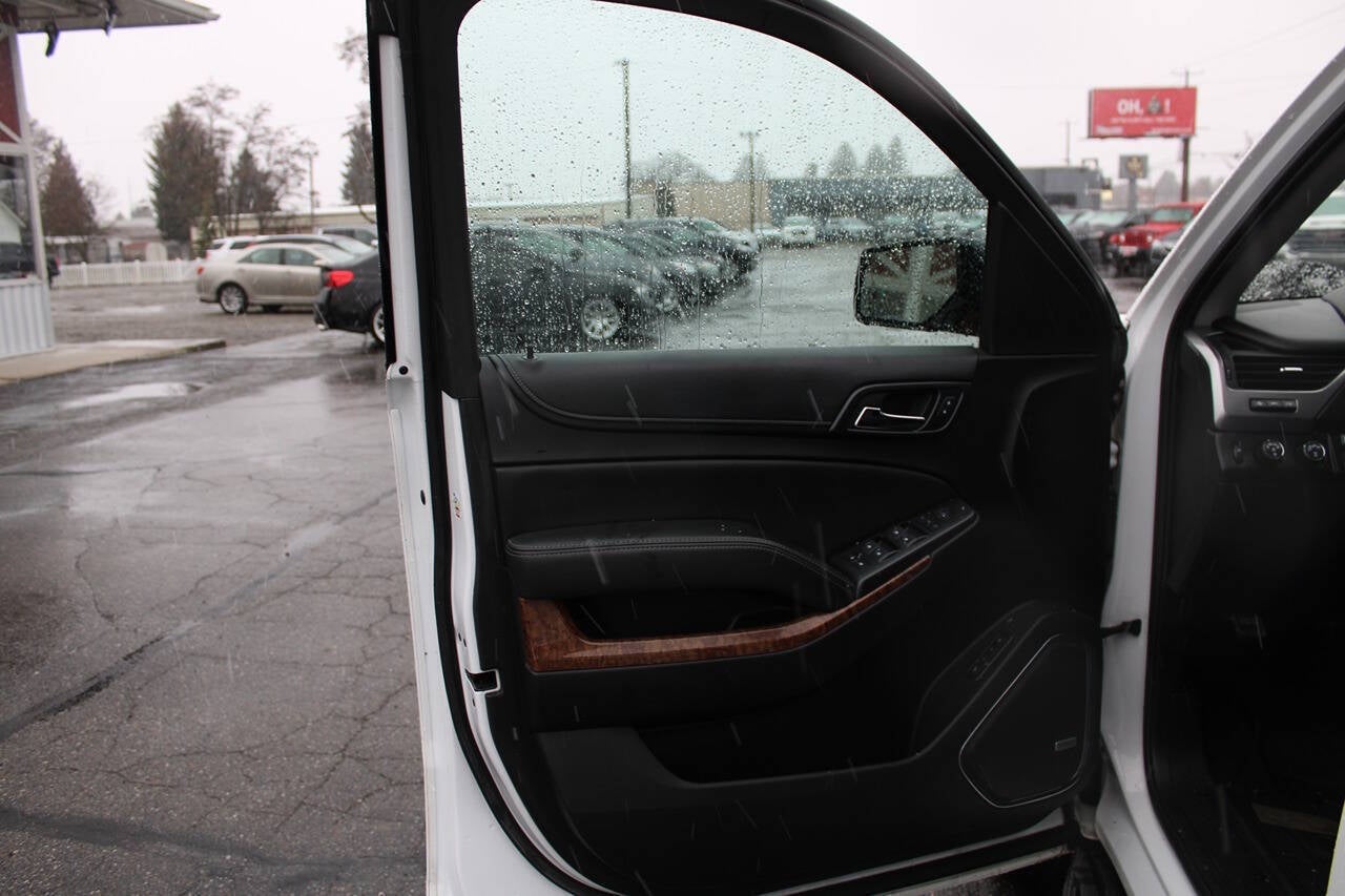 2018 Chevrolet Suburban Premier 4x4 4dr SUV