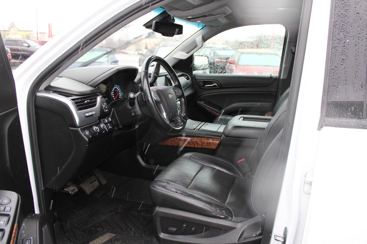 2018 Chevrolet Suburban Premier 4x4 4dr SUV