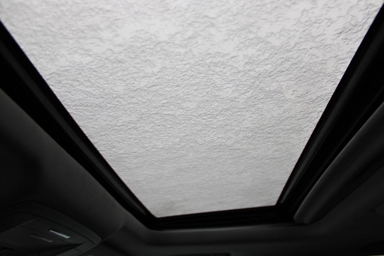 2018 Chevrolet Suburban Premier 4x4 4dr SUV