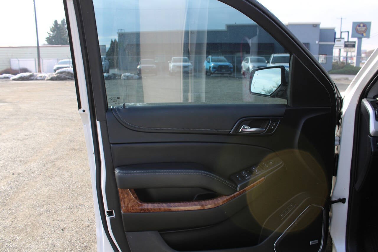 2018 Chevrolet Suburban Premier 4x4 4dr SUV