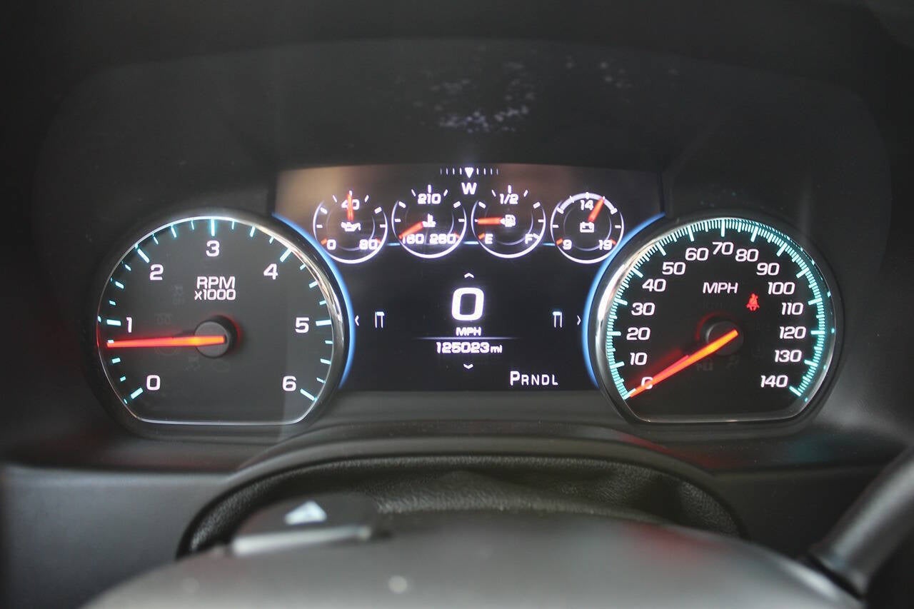 2018 Chevrolet Suburban Premier 4x4 4dr SUV