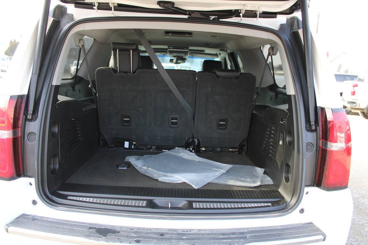 2018 Chevrolet Suburban Premier 4x4 4dr SUV