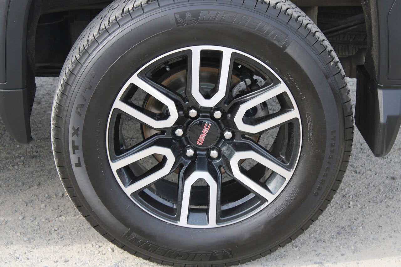 2019 GMC Sierra 1500 AT4 4x4 4dr Crew Cab 5.8 ft. SB