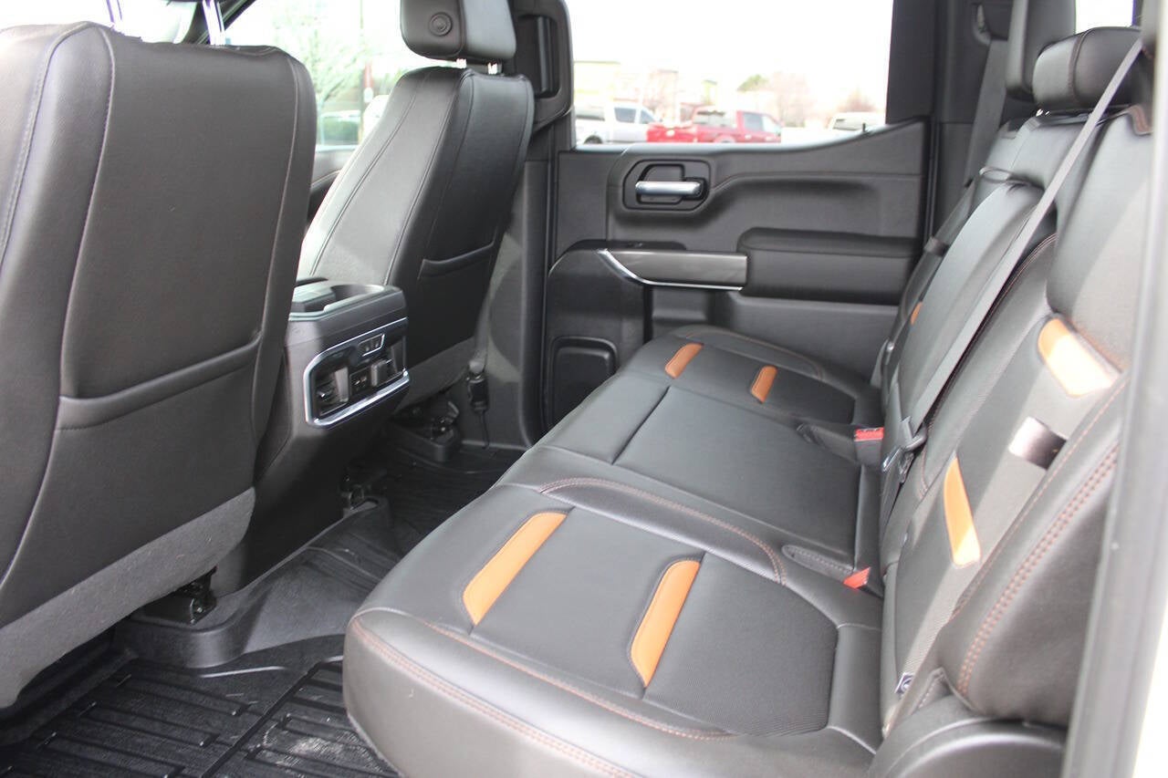 2019 GMC Sierra 1500 AT4 4x4 4dr Crew Cab 5.8 ft. SB