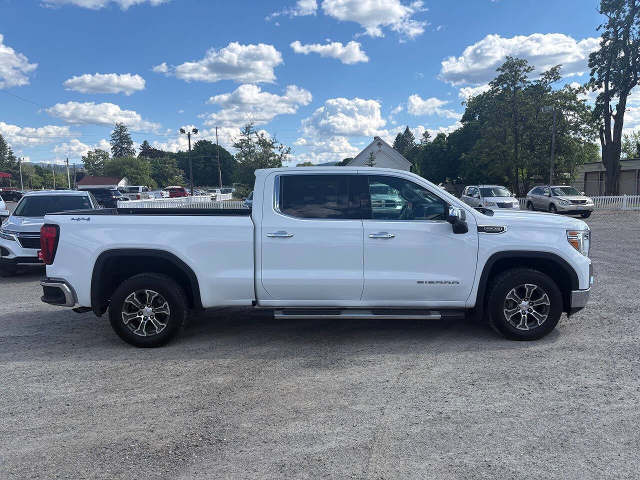 2021 GMC Sierra 1500 SLT 4x4 4dr Crew Cab 5.8 ft. SB