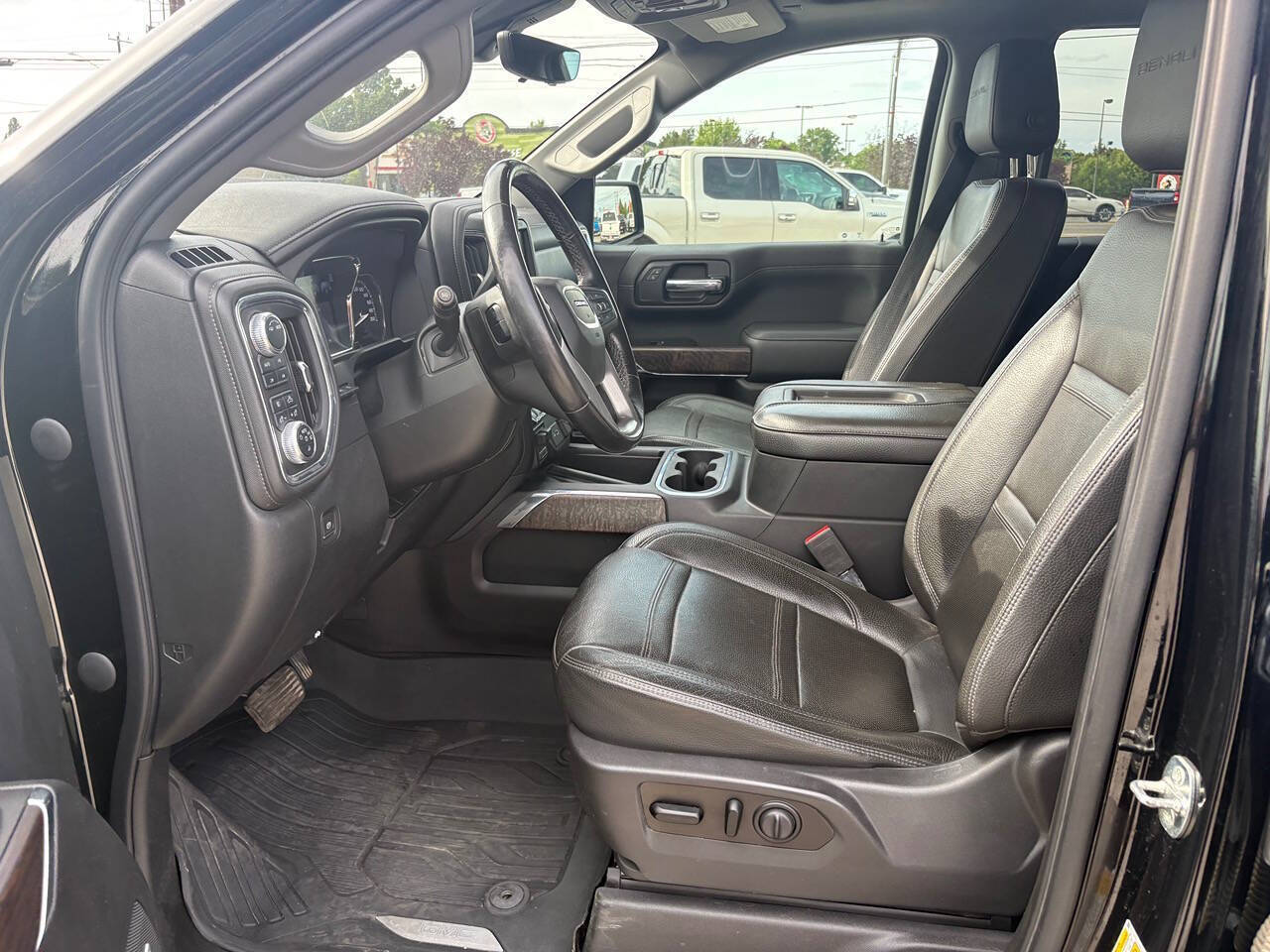 2020 GMC Sierra 1500 Denali 4x4 4dr Crew Cab 5.8 ft. SB