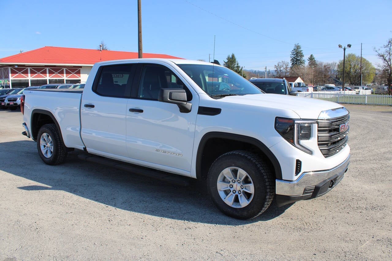 2023 GMC Sierra 1500 Pro 4x4 4dr Crew Cab 5.8 ft. SB